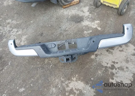 2017 Toyota Tacoma Trd Sport z USA, uszkodzony, nr VIN 3TMCZ5AN7HM104956